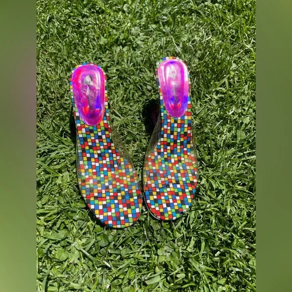 Y2K Vintage Clear Rainbow Heel with Checkerboard Footbed - Picture 3 of 13